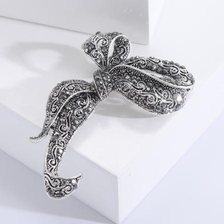 Rhinestone Musta Kukka Brosseja Naiset Vintage Antiikki Hopea Brossi Elegantti Hieno Brosseja