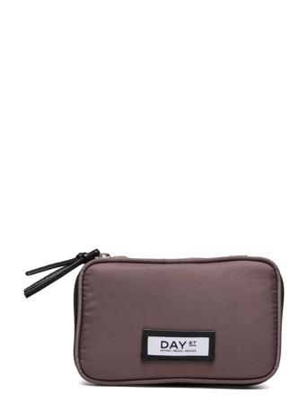 Day Gweneth Re-S Penpack Toilettilaukut Ruskea DAY Et