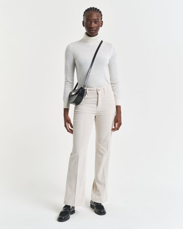 GANT Damen Cordjeans mit ausgestelltem Bein (29)