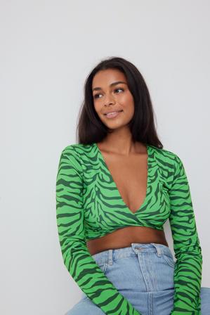 Josefine Simone x NA-KD Haut court torsadé sur le devant - Crop tops - Vert - Large