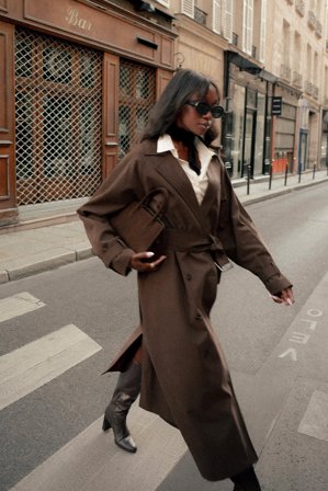 Emmanuelle Koffi x NA-KD Trench oversize avec ceinture - Trenchcoats - Brun - EU 36